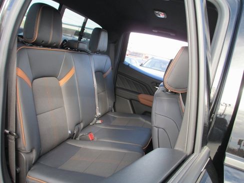 Certified 2024 GMC Canyon AT4 image 20