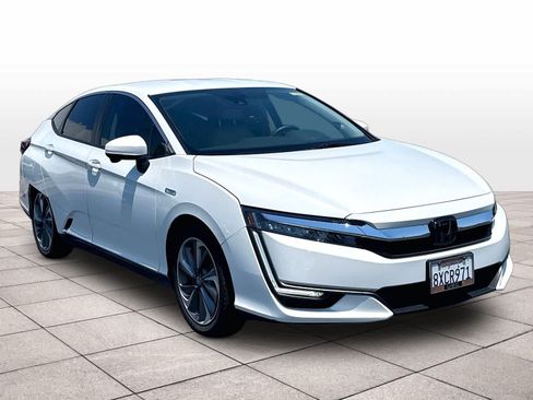 Used 2018 Honda Clarity Touring image 3