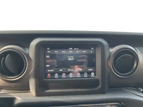 Used 2019 Jeep Wrangler Unlimited Sport S AWD/4WD image 24