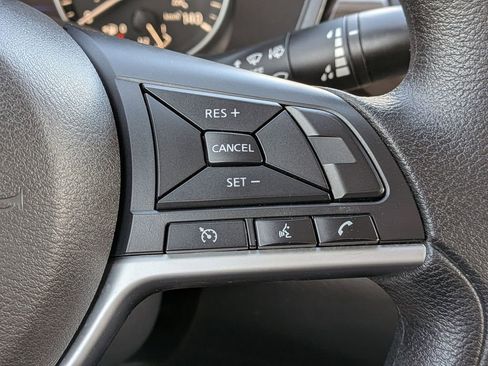 Used 2025 Nissan Altima 2.5 SV image 26