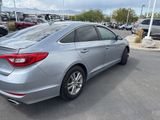 Used 2017 Hyundai Sonata SE image 5
