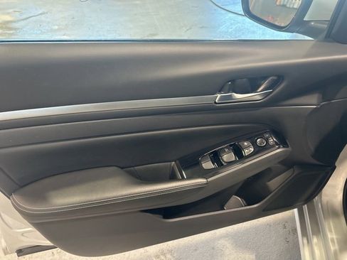 Certified 2023 Nissan Altima 2.5 SV image 15