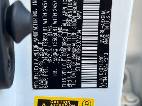 Used 2019 Toyota Highlander Limited image 31