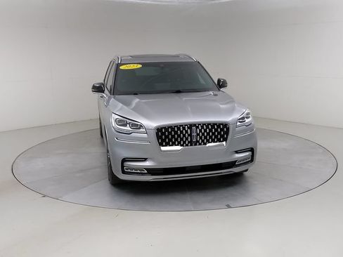 Used 2023 Lincoln Aviator Grand Touring w/ Equipment Group 301A AWD/4WD image 11
