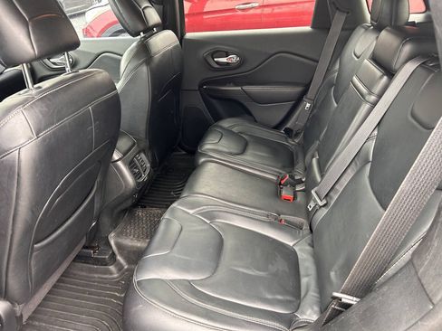 Used 2014 Jeep Cherokee Limited w/ Trailer Tow Group FWD image 8