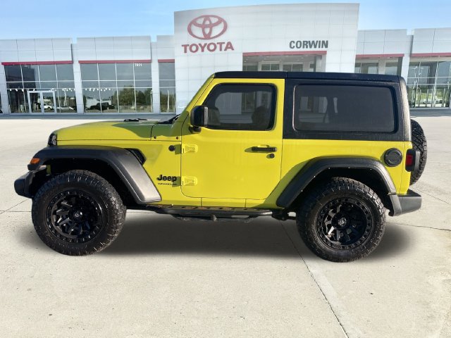 Used 2022 Jeep Wrangler Sport AWD/4WD image 2