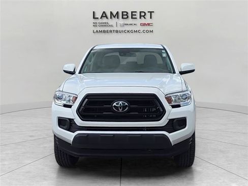Used 2023 Toyota Tacoma SR AWD/4WD image 8