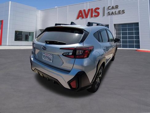 Used 2025 Subaru Crosstrek 2.5i Premium AWD/4WD image 6