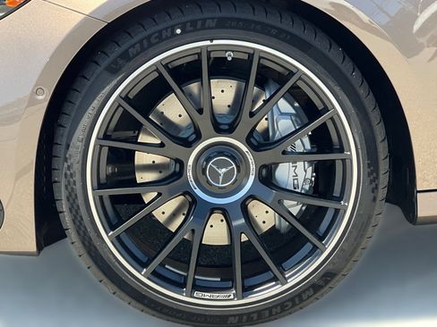 New 2026 Mercedes-Benz E 53 AMG e 4MATIC Sedan image 12