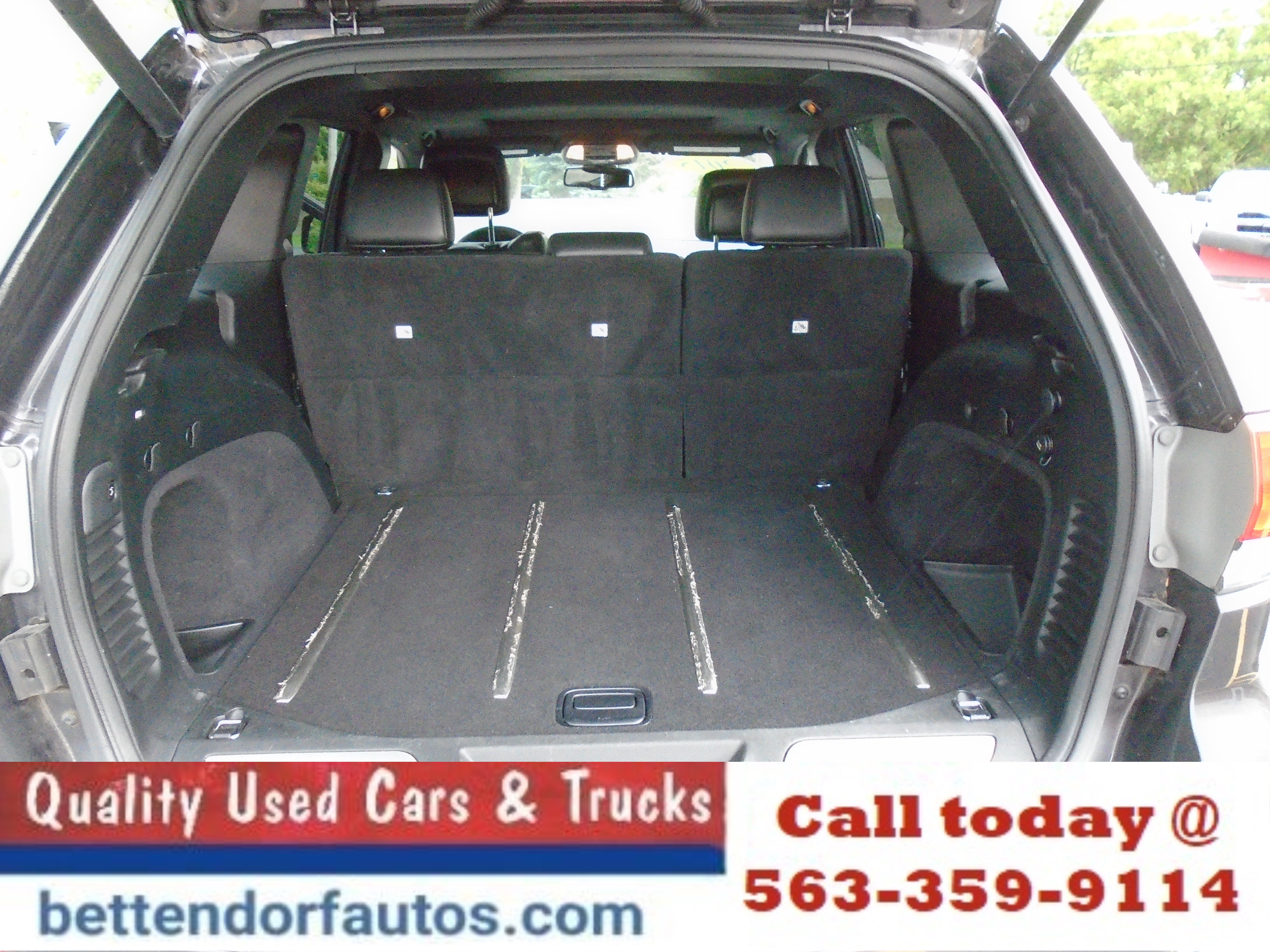 Used 2015 Jeep Grand Cherokee Limited AWD/4WD image 9