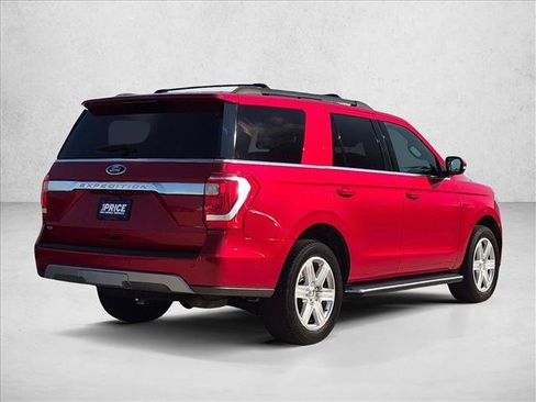 Used 2020 Ford Expedition XLT w/ Equipment Group 202A AWD/4WD image 5