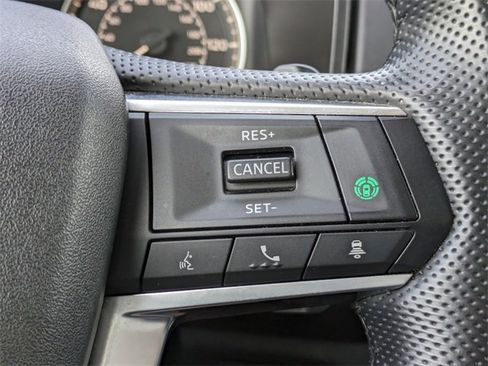 Used 2024 Mitsubishi Outlander SE image 29