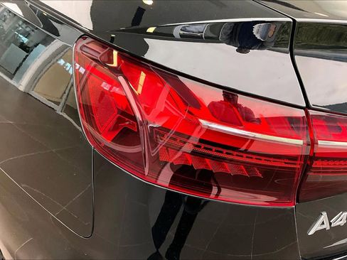 Used 2021 Audi A4 2.0T Premium Plus w/ Premium Plus Package image 28