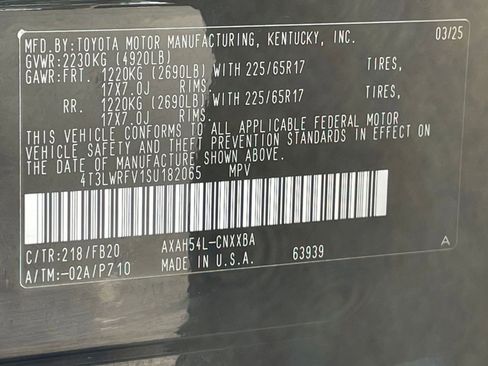 Used 2025 Toyota RAV4 LE image 28