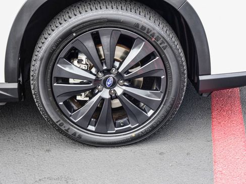 Used 2022 Subaru Ascent Onyx Edition image 11