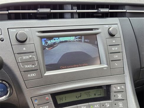 Used 2015 Toyota Prius Four image 21