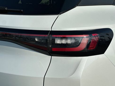 New 2025 Volkswagen ID.4 Pro S image 7