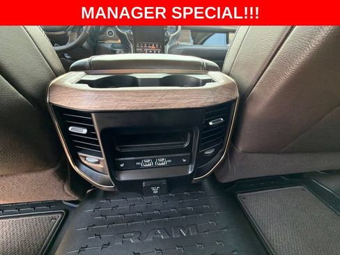 Used 2025 RAM 2500 Limited AWD/4WD image 41