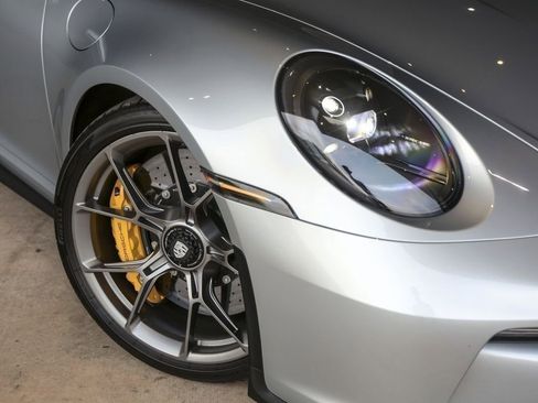 Certified 2022 Porsche 911 GT3 image 17