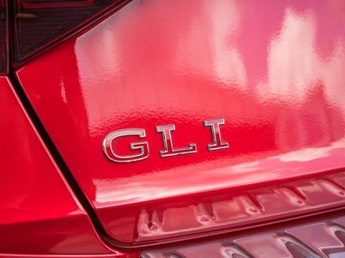 Used 2023 Volkswagen Jetta GLI Autobahn FWD image 8