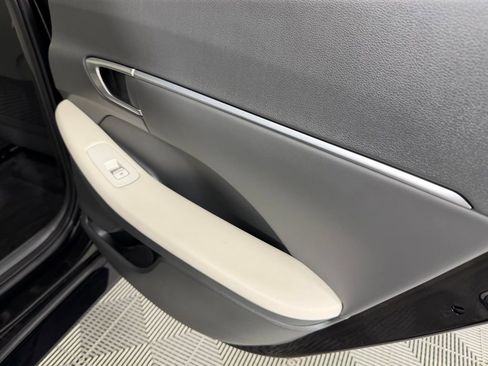 Used 2023 Hyundai Sonata SEL w/ Cargo Package image 31
