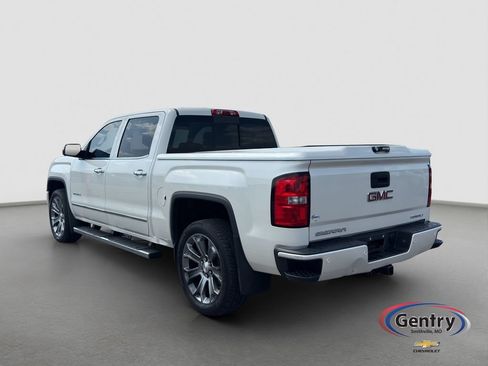 Used 2015 GMC Sierra 1500 Denali w/ Driver Alert Package AWD/4WD image 4