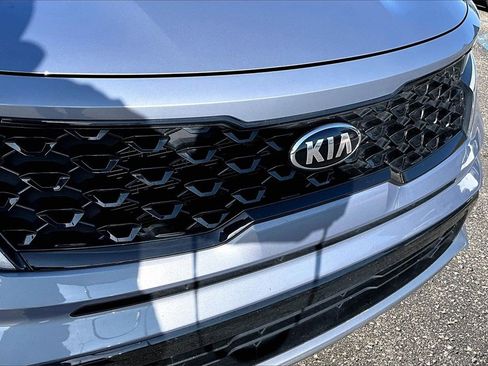 Used 2021 Kia Sorento S image 29