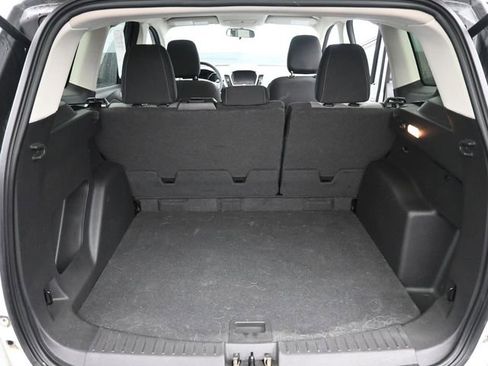 Used 2019 Ford Escape SE image 6