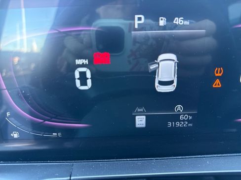 Used 2025 Kia Telluride S image 20