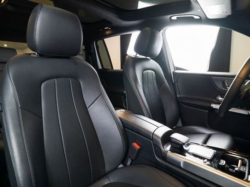 Certified 2021 Mercedes-Benz GLB 250 GLB 250 image 12