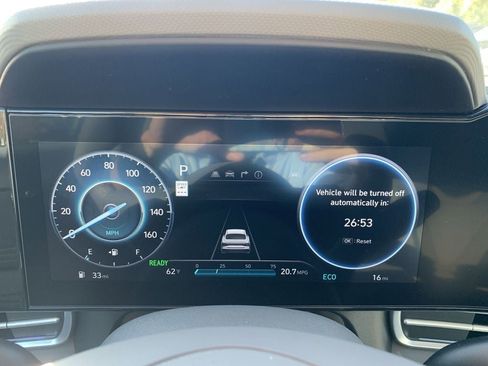 New 2025 Hyundai Elantra SEL image 10