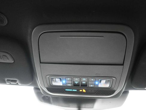 Used 2022 Ford Explorer Timberline w/ Timberline Technology Package AWD/4WD image 17