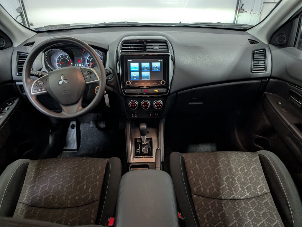 Used 2026 Mitsubishi Outlander Sport ES AWD/4WD image 10
