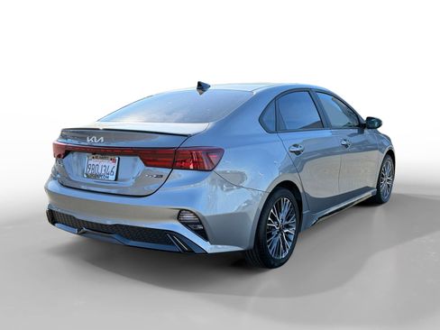 Used 2022 Kia Forte GT-Line w/ GT-Line Technology Package image 5