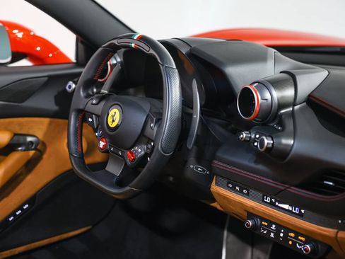 Used 2023 Ferrari F8 Tributo RWD image 26