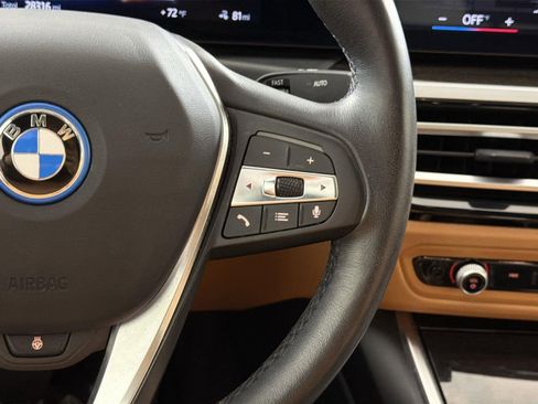 Used 2023 BMW i4 eDrive35 image 13