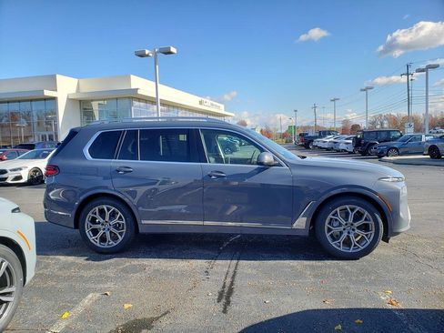 New 2026 BMW X7 xDrive40i image 3