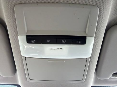 Used 2023 Nissan Rogue S FWD image 31