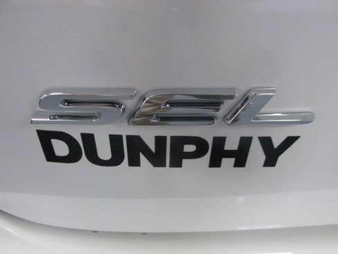 New 2024 Ford Edge SEL w/ Convenience Package image 17