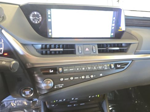 Used 2021 Lexus ES 350 w/ Premium Package FWD image 16