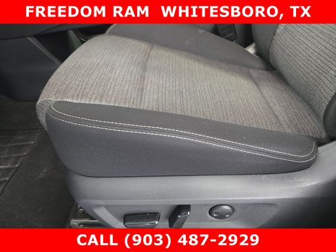 Used 2023 Nissan Rogue SV image 18