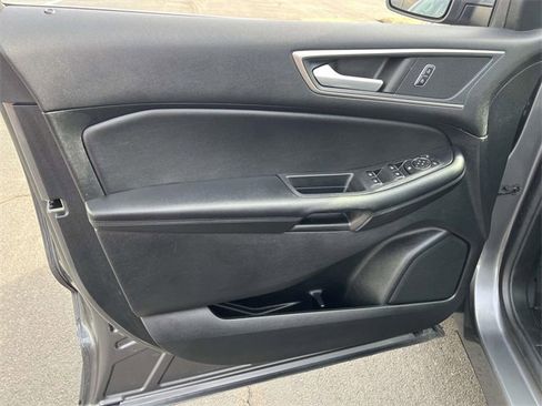 Certified 2022 Ford Edge SEL w/ Convenience Package image 12