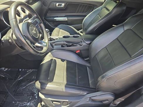 Used 2022 Ford Mustang Premium RWD image 15