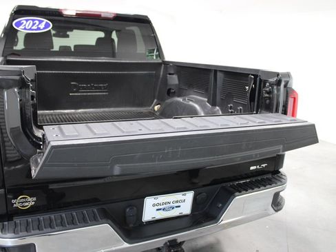 Used 2024 GMC Sierra 1500 SLT AWD/4WD image 19