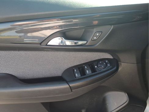 Used 2025 Chevrolet TrailBlazer LT AWD/4WD image 15
