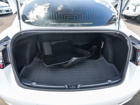 Used 2018 Tesla Model 3 Long Range image 24