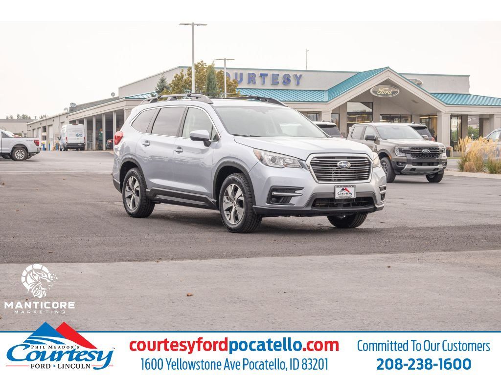 Used 2019 Subaru Ascent Premium w/ Popular Package #3 AWD/4WD image 1
