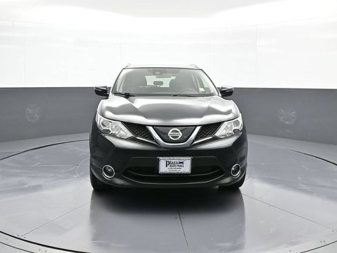 Used 2019 Nissan Rogue Sport SV w/ All-Weather Package AWD/4WD image 2