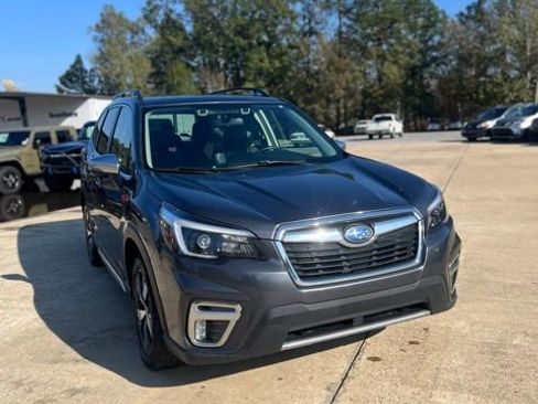 Used 2021 Subaru Forester Touring image 3