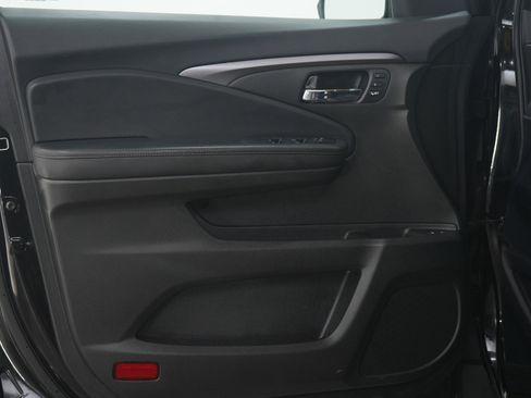 Used 2022 Honda Pilot Black Edition image 21